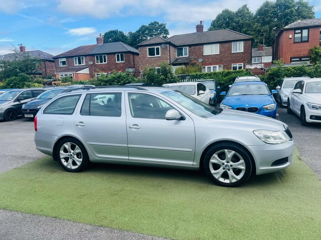Skoda Octavia 1.6Tdi Elegance Estate Cambelt Grey #29