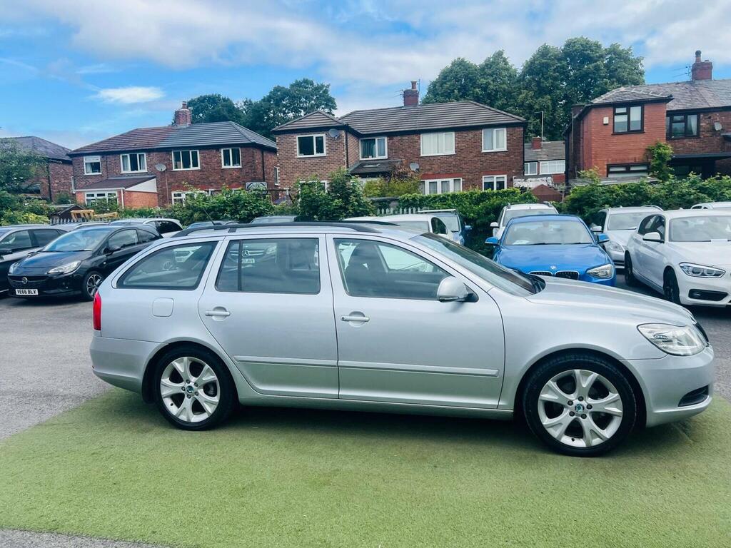 Skoda Octavia 1.6Tdi Elegance Estate Cambelt Grey #27