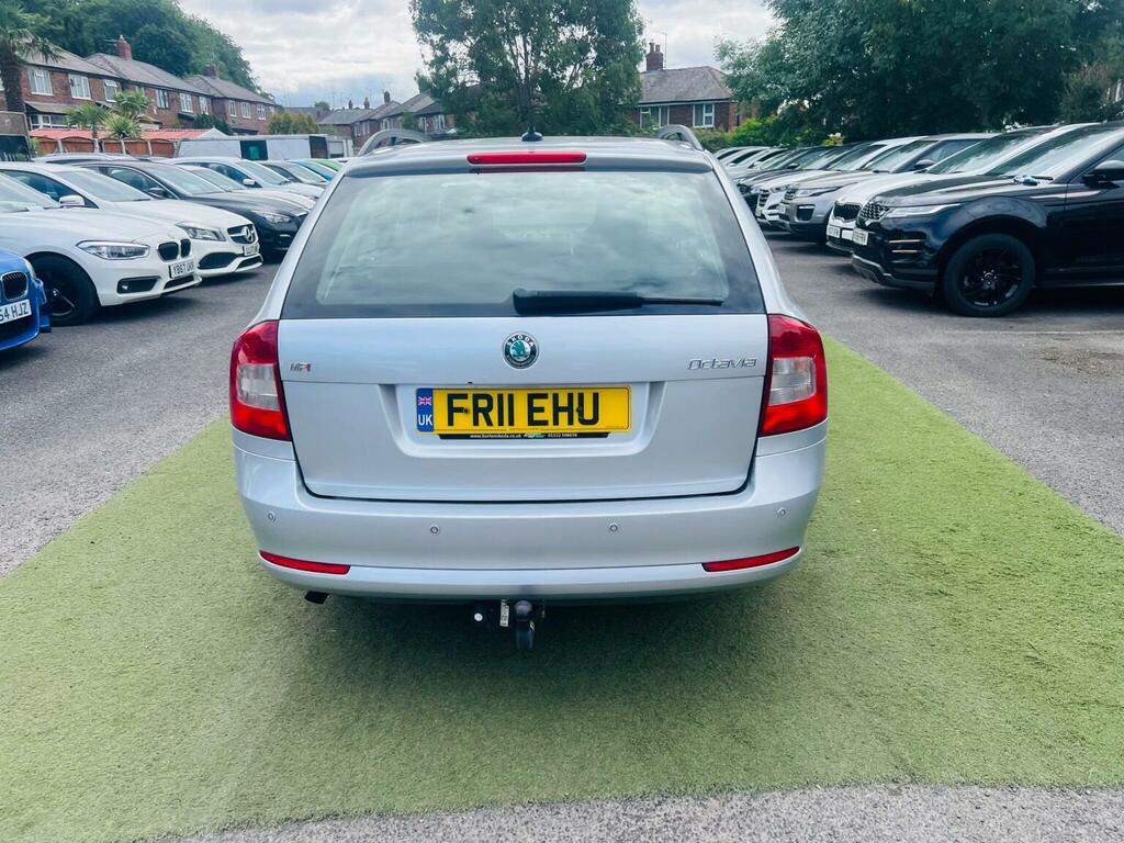 Skoda Octavia 1.6Tdi Elegance Estate Cambelt Grey #24