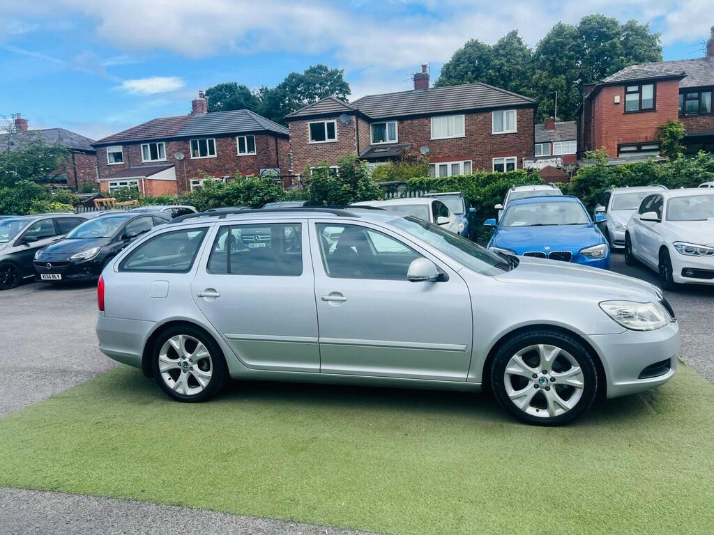 Skoda Octavia 1.6Tdi Elegance Estate Cambelt Grey #30