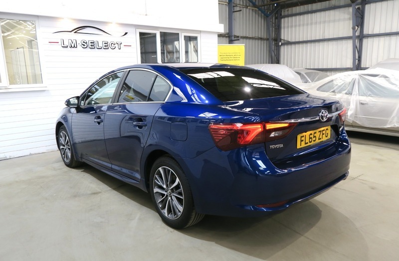 Toyota Avensis 2.0 D-4d Excel Euro 6 Ss White #11