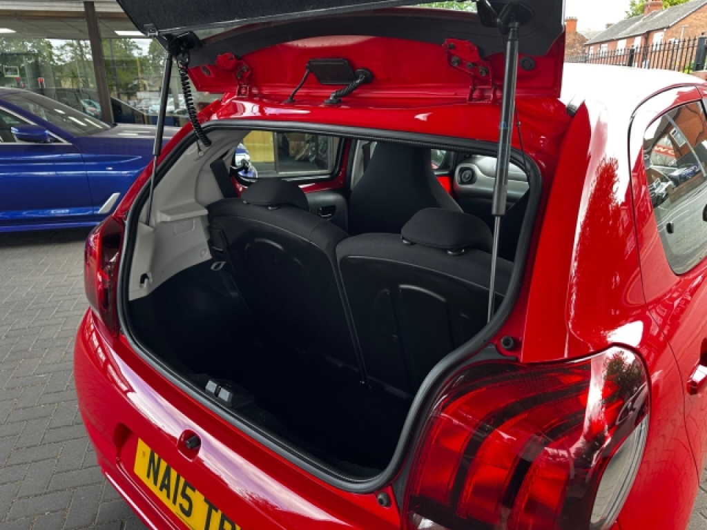 Peugeot 108 2015 1.0 Vti Active Hatchback Eu Red #9