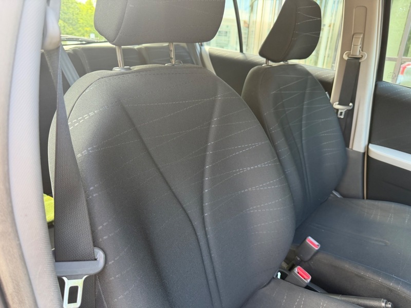 Toyota Yaris 1.4 T3 D-4d Mm 90 Bhp Silver #27