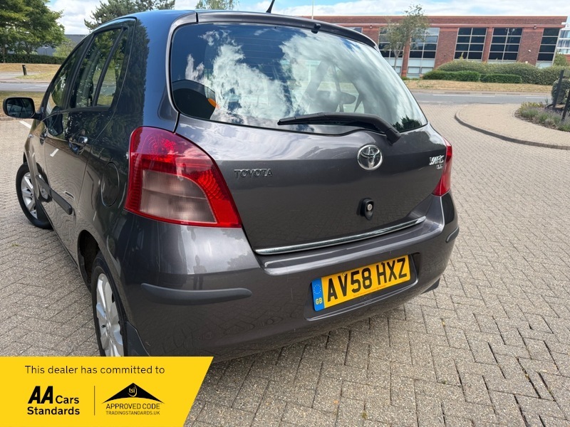 Toyota Yaris 1.4 T3 D-4d Mm 90 Bhp Silver #7