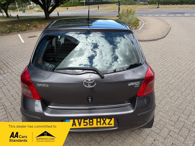 Toyota Yaris 1.4 T3 D-4d Mm 90 Bhp Silver #9