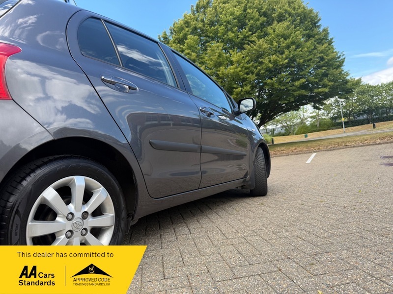 Toyota Yaris 1.4 T3 D-4d Mm 90 Bhp Silver #12
