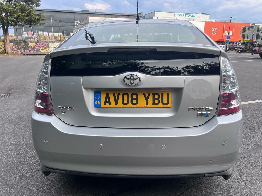 Toyota Prius 1.5 T4 Vvt-i Red #9