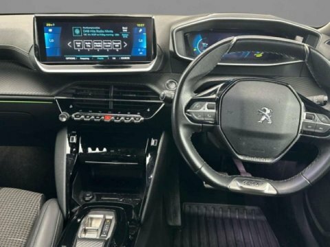 Peugeot e-2008 Suv Black #5