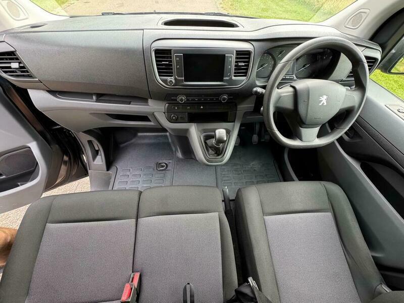 Peugeot Expert 1.5 Bluehdi 1000 Professional Black #2
