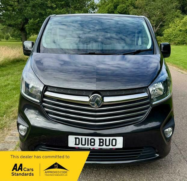Vauxhall Vivaro 1.6 Cdti 2700 Biturbo Black #3