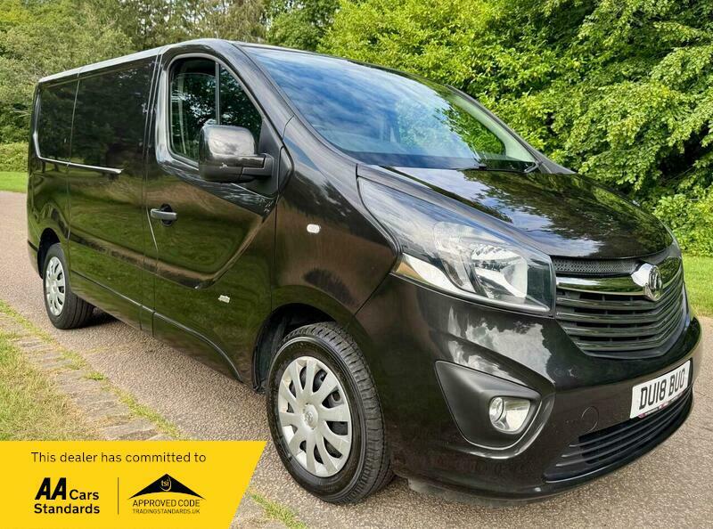 Vauxhall Vivaro 1.6 Cdti 2700 Biturbo Black #5