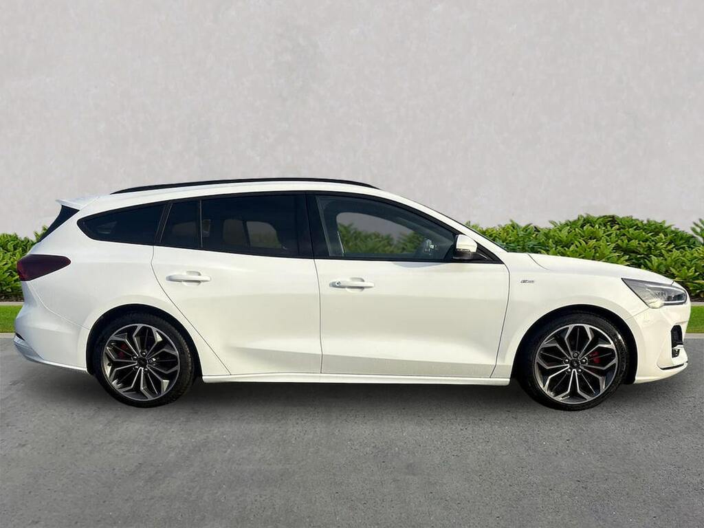Ford Focus 1.0 Ecoboost Hybrid Mhev 155 St-line X Ed EA75JRZ White #3