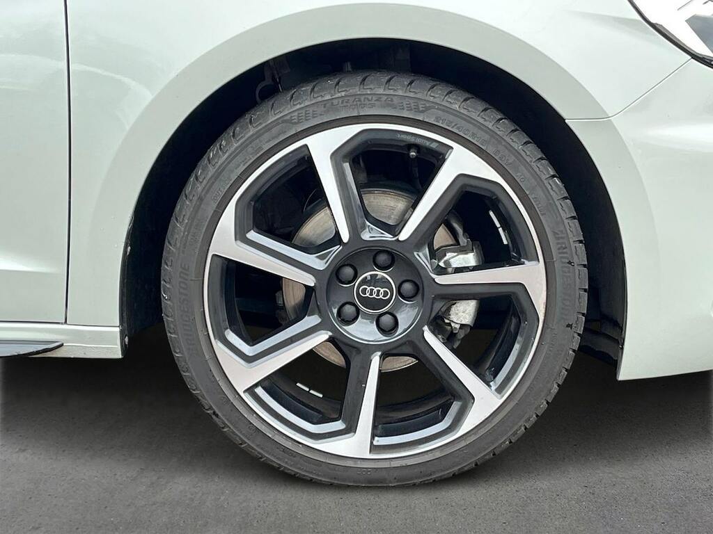 Audi A1 30 Tfsi Black Edition S Tronic SF75XCJ Silver #6
