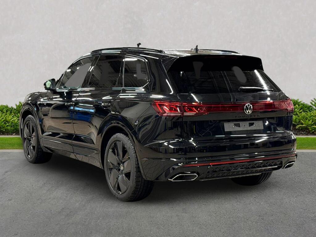 Volkswagen Touareg 3.0 Tdi V6 Black Edition Suv Tiptronic LJ26ZZU Black #2