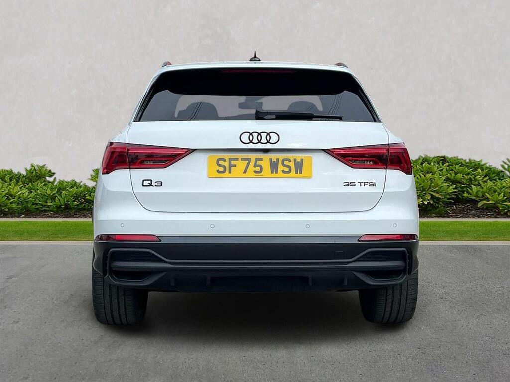 Audi Q3 35 Tfsi Black Edition S Tronic Tech Pack SF75WSW White #4