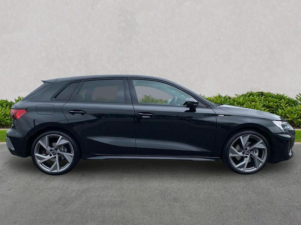 Audi A3 2.0 Tdi 150 Black Edition S Tronic RJ75XFX Black #3