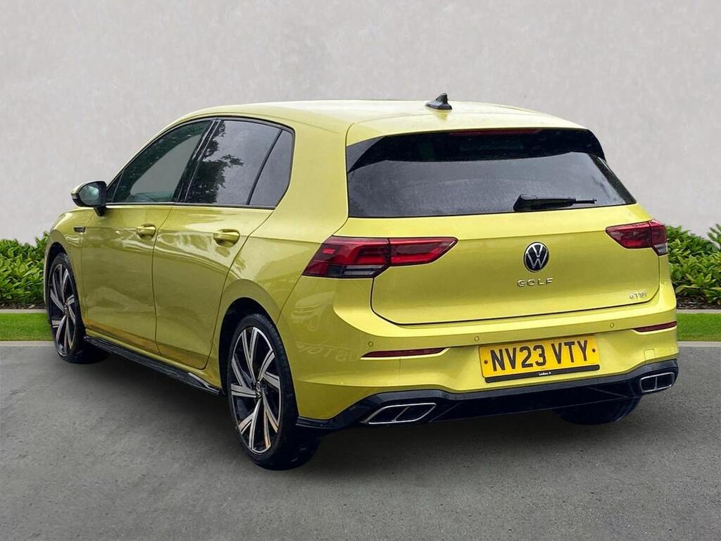 Volkswagen Golf 1.5 Etsi Mhev R-line Hatchback Hybrid D Yellow