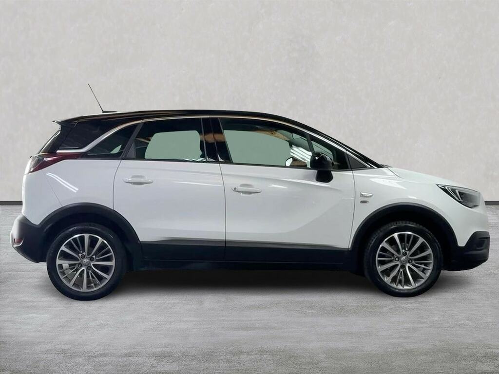 Vauxhall Crossland X Vauxhall Crossland X Griffin Turbo PGZ6561 White #3