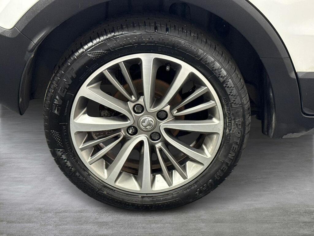 Vauxhall Crossland X Vauxhall Crossland X Griffin Turbo PGZ6561 White #6