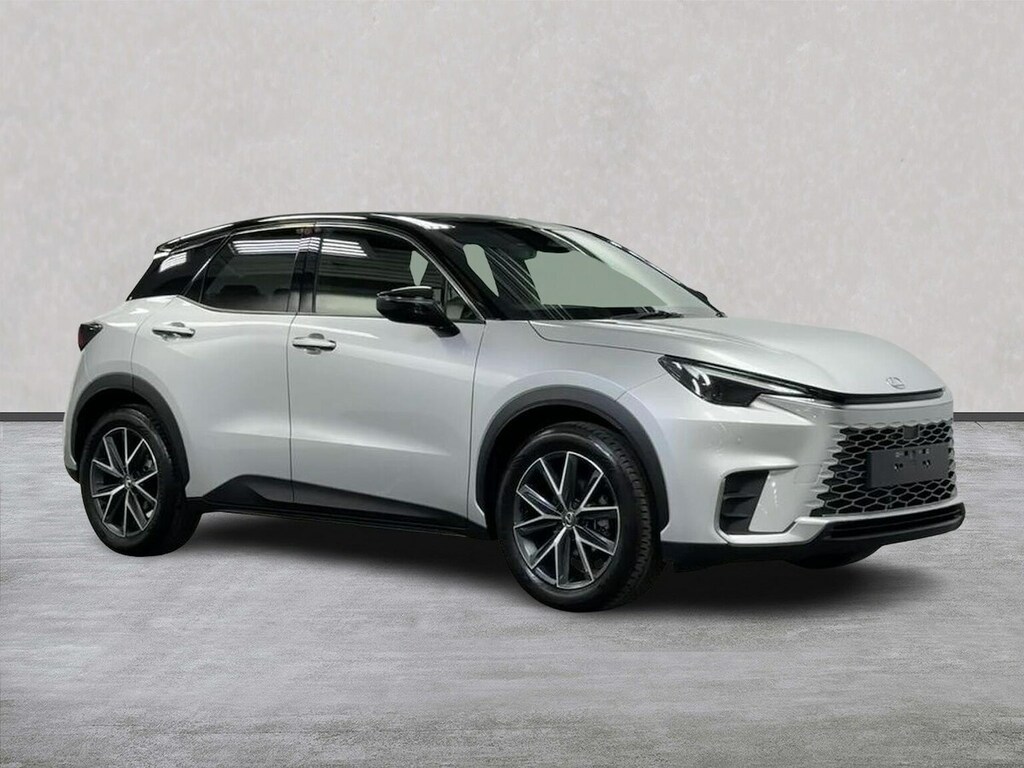Lexus LBX 1.5 Premium Plus Design E-cvt Silver