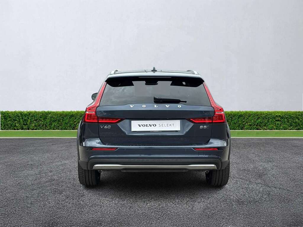 Volvo V60 Cross Country Ultimate B5 Awd 250 Hp Silver #31
