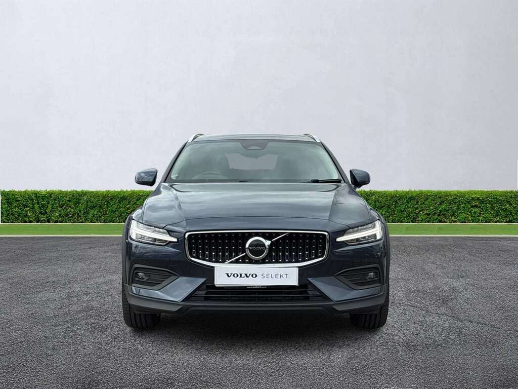 Volvo V60 Cross Country 2.0 B5p Cross Country Plus Awd Blue #2