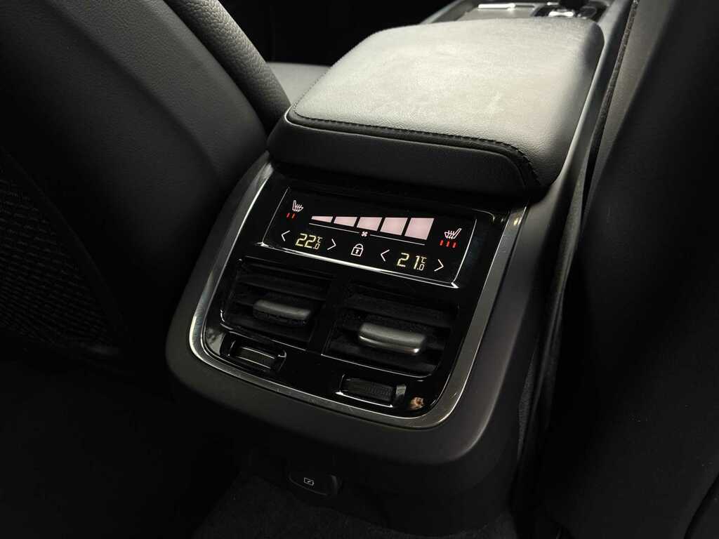 Volvo V60 Cross Country Ultimate B5 Awd 250 Hp Silver #28