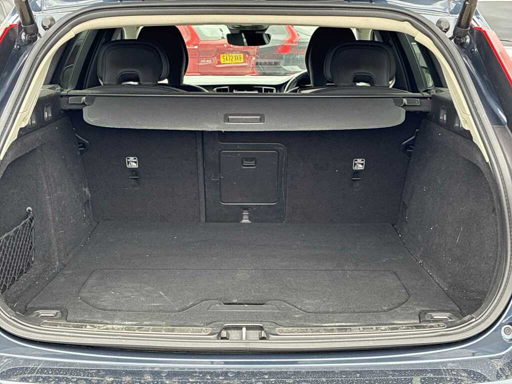 Volvo V60 Cross Country Ultimate B5 Awd 250 Hp Silver #29