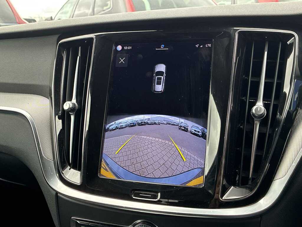 Volvo V60 Cross Country Ultimate B5 Awd 250 Hp Silver #20
