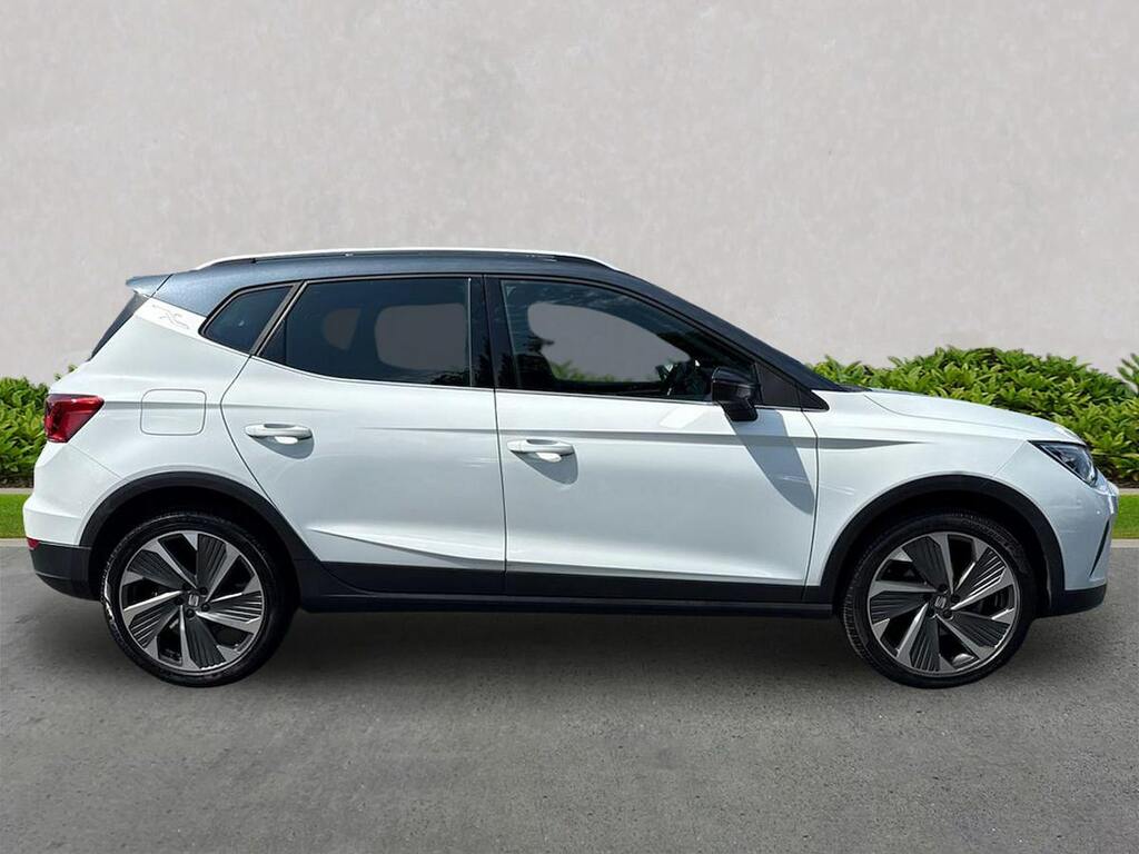 Seat Arona Arona 1.0 Tsi 115 Fr Sport Hatchback SB23ZPD White #3