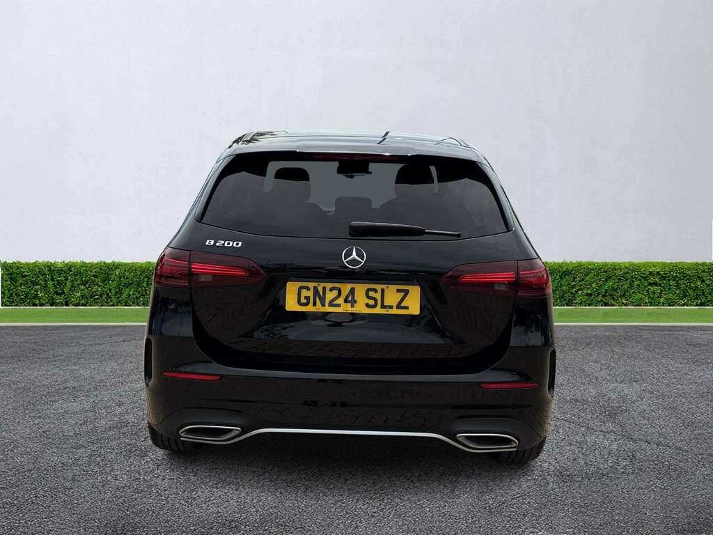 Mercedes-Benz B Class B200 Amg Line Executive Black #4