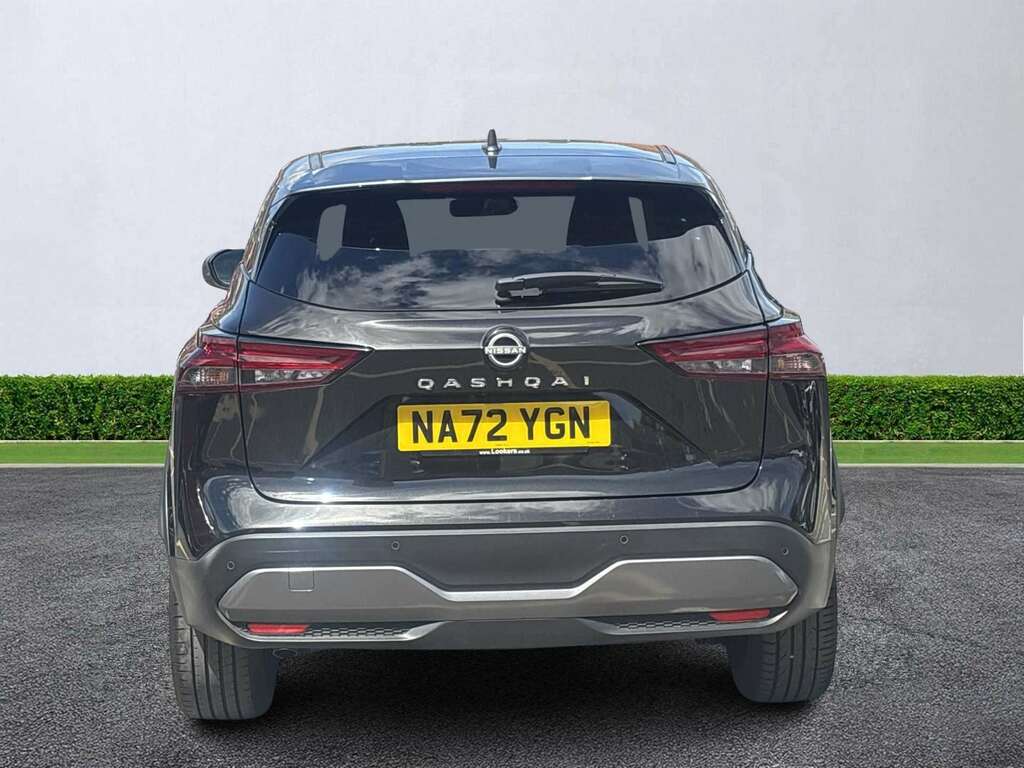 Nissan Qashqai 1.3 Dig-t Mh 158 N-connecta Xtronic NA72YGN Black #4
