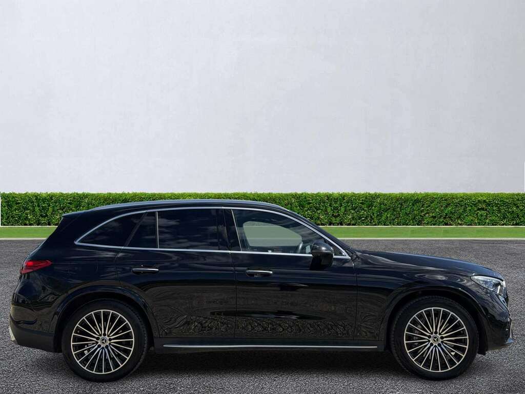 Mercedes-Benz GLC Class Glc 220D 4Matic Amg Line Premium 9G-tronic DX23NLZ Black #2