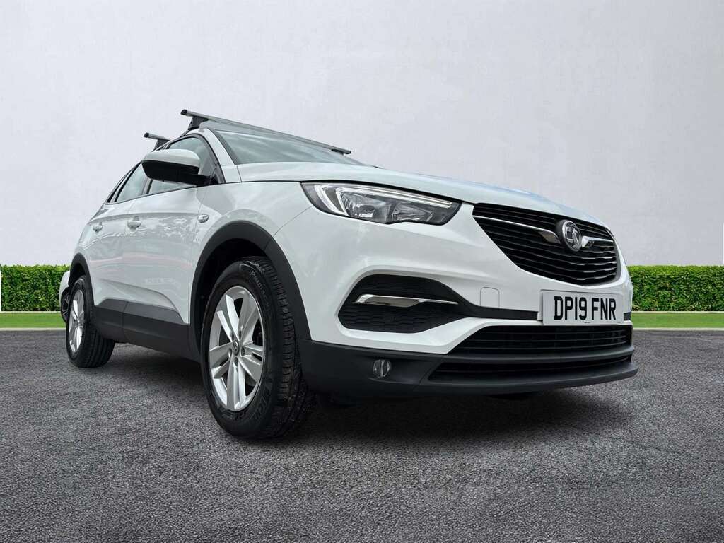 Vauxhall Grandland X 1.2 Turbo Se White