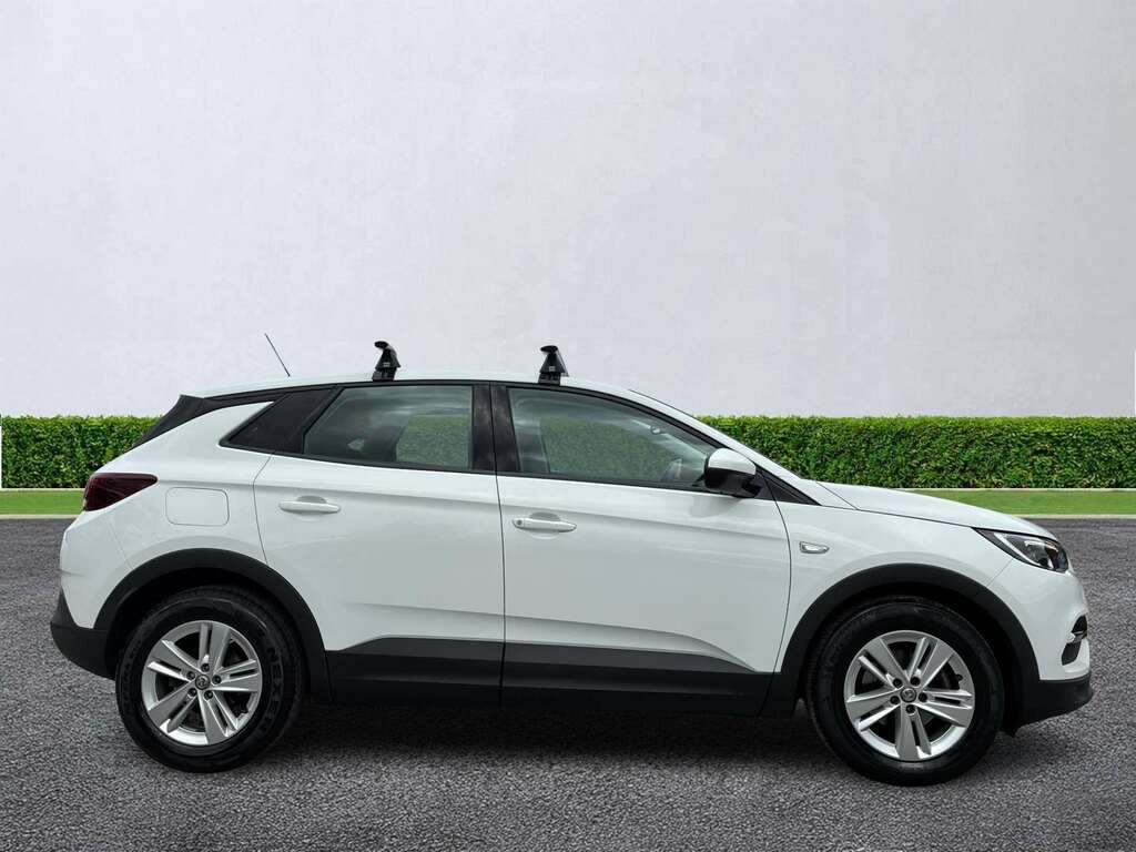 Vauxhall Grandland X 1.2 Turbo Se White #3