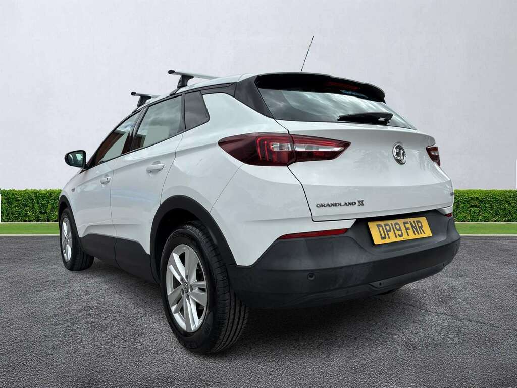 Vauxhall Grandland X 1.2 Turbo Se White #2