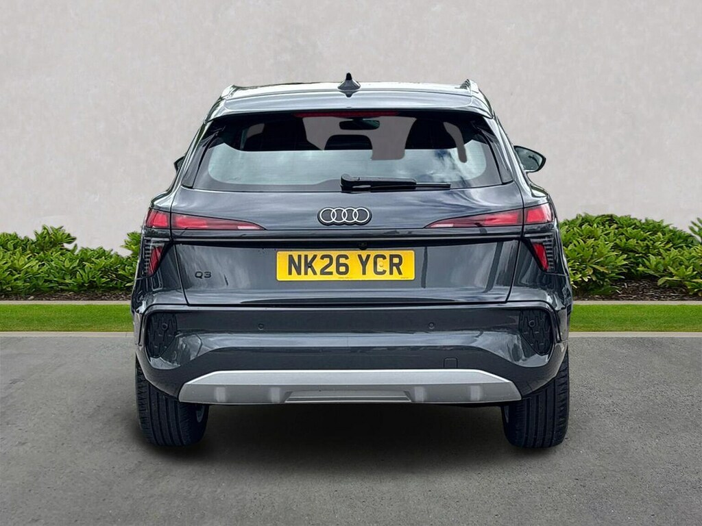 Audi Q3 1.5 Tfsi Sport S Tronic Grey #4