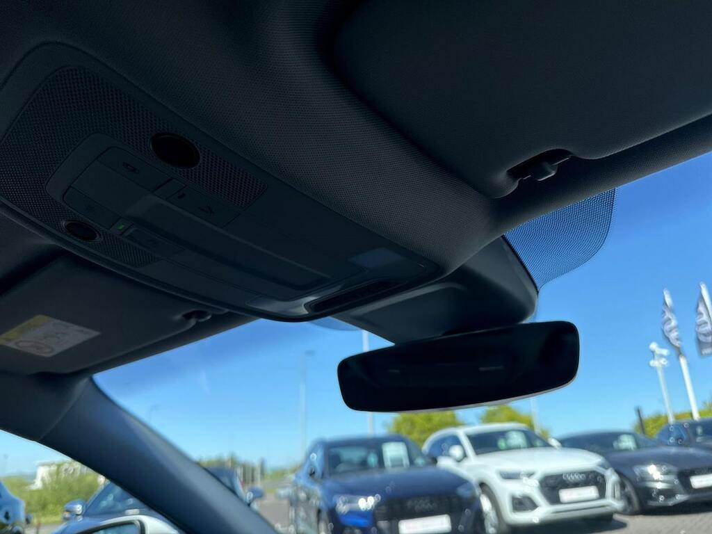 Audi Q2 1.5 Tfsi Cod 35 Sport Suv S Tronic Euro YY26AZW Blue #14