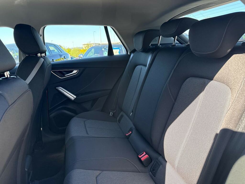 Audi Q2 1.5 Tfsi Cod 35 Sport Suv S Tronic Euro YY26AZW Blue #16