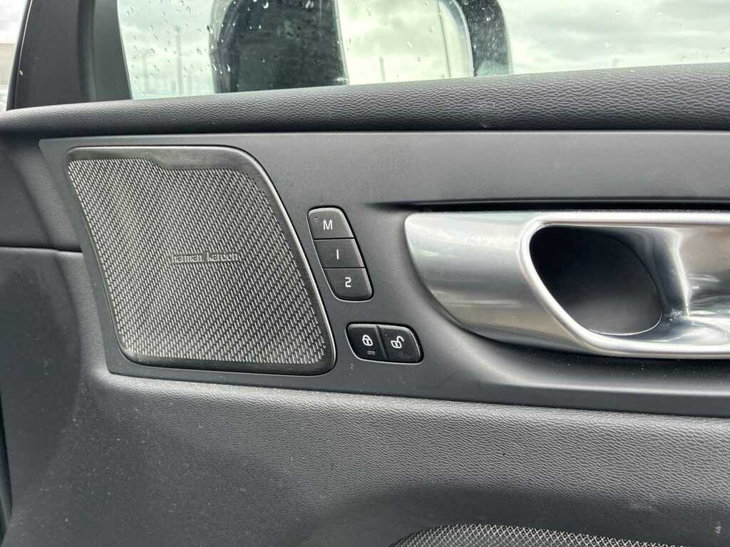 Volvo XC60 Plus Dark B4 Awd Mild Hybrid Adaptive Cruis Blue #20