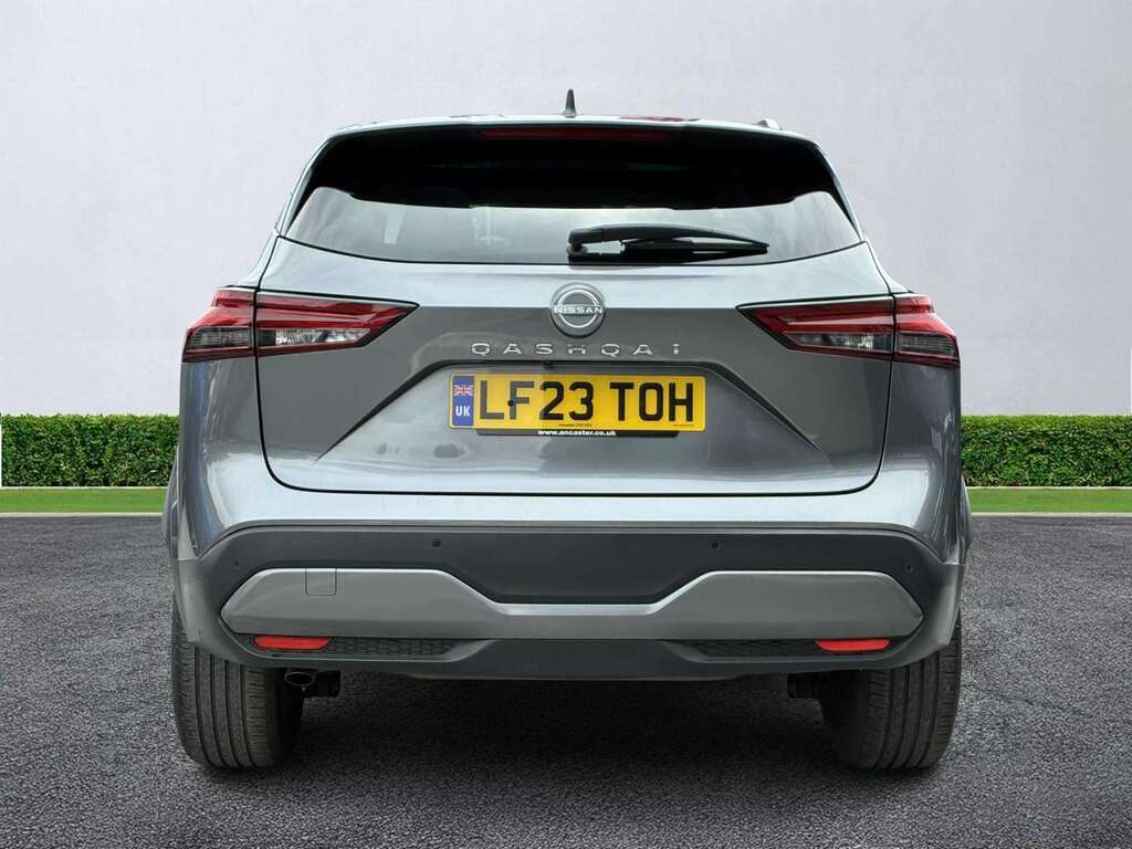 Nissan Qashqai 1.3 Dig-t Mh 158 Tekna Xtronic Grey #4