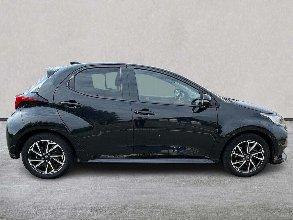 Toyota Yaris 1.5 Vvt-h Design Hatchback Hybrid E-cvt Black #3