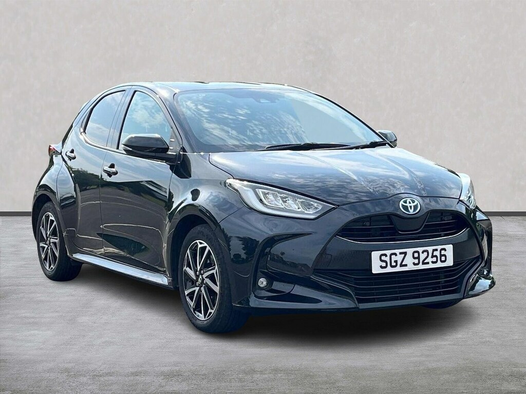 Toyota Yaris 1.5 Vvt-h Design Hatchback Hybrid E-cvt Black