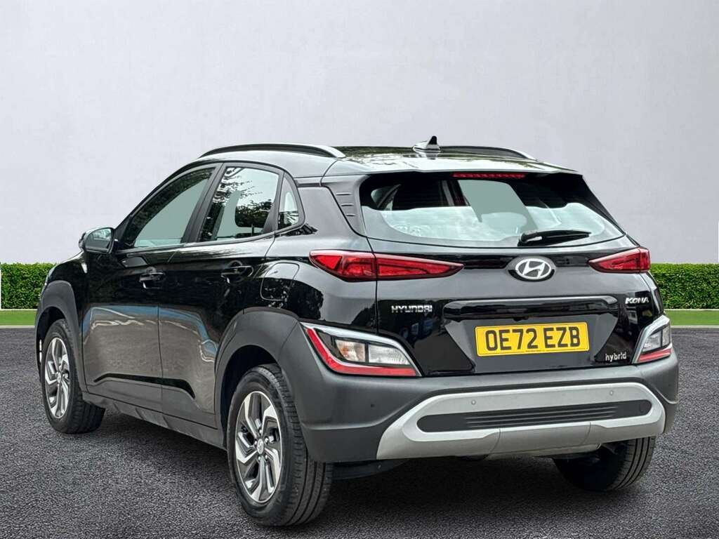 Hyundai Kona 1.6 Gdi Hybrid Se Connect Dct Black #2