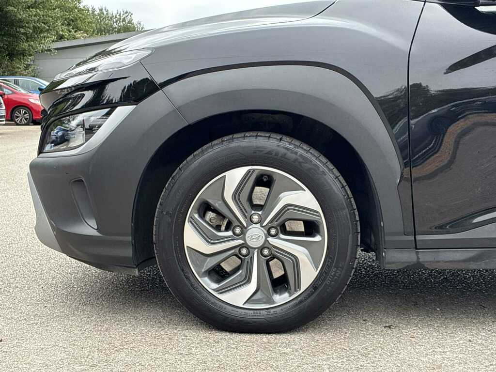 Hyundai Kona 1.6 Gdi Hybrid Se Connect Dct Black #6