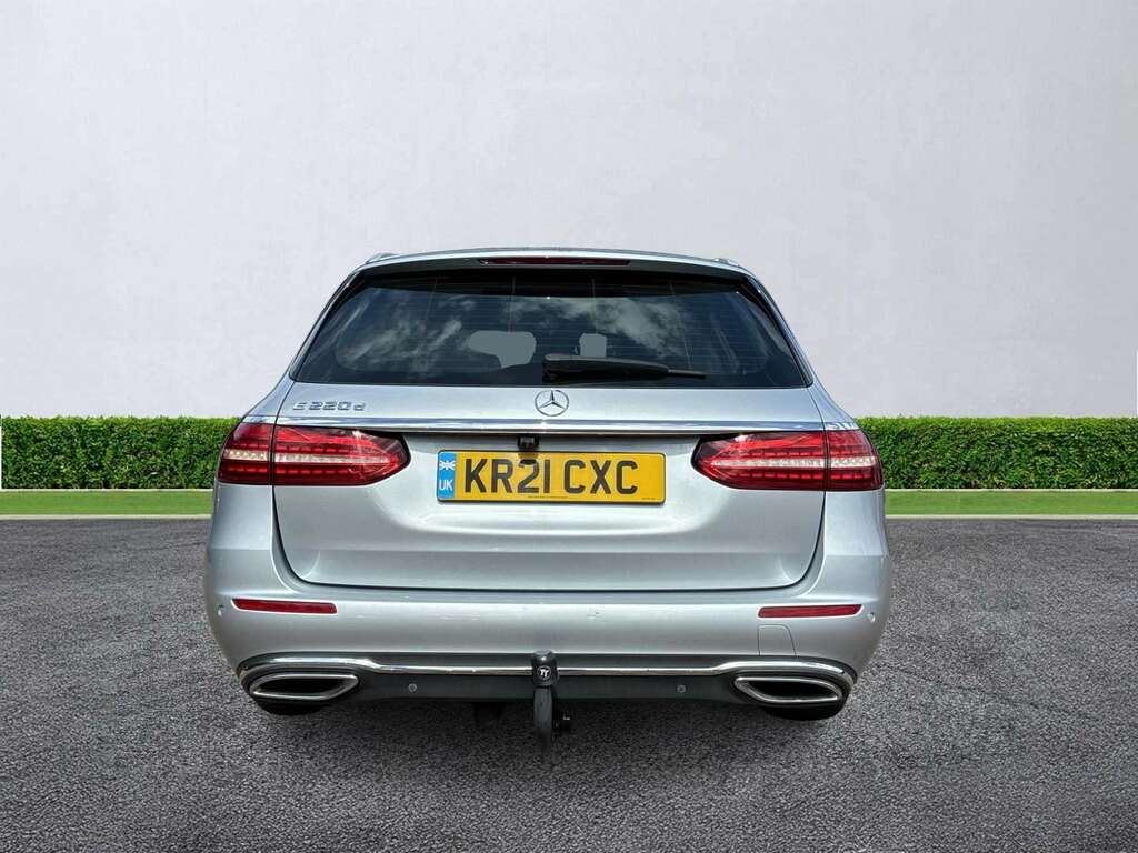 Mercedes-Benz E Class E220d Sport 9G-tronic Silver #4