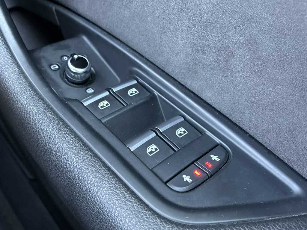 Audi A4 Avant Estate 2.0 Tdi Ultra Se Technik Euro 6 Ss Blue #19
