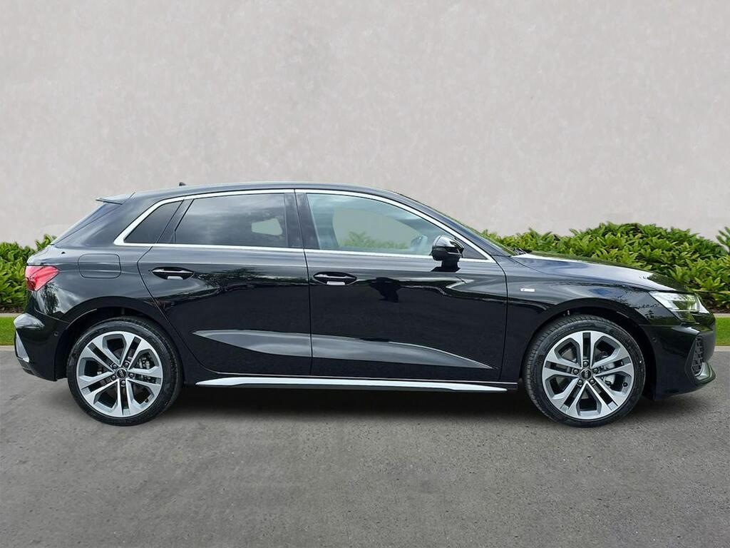 Audi A3 1.5 Tfsi E 204 S Line S Tronic NL26WVM Black #3