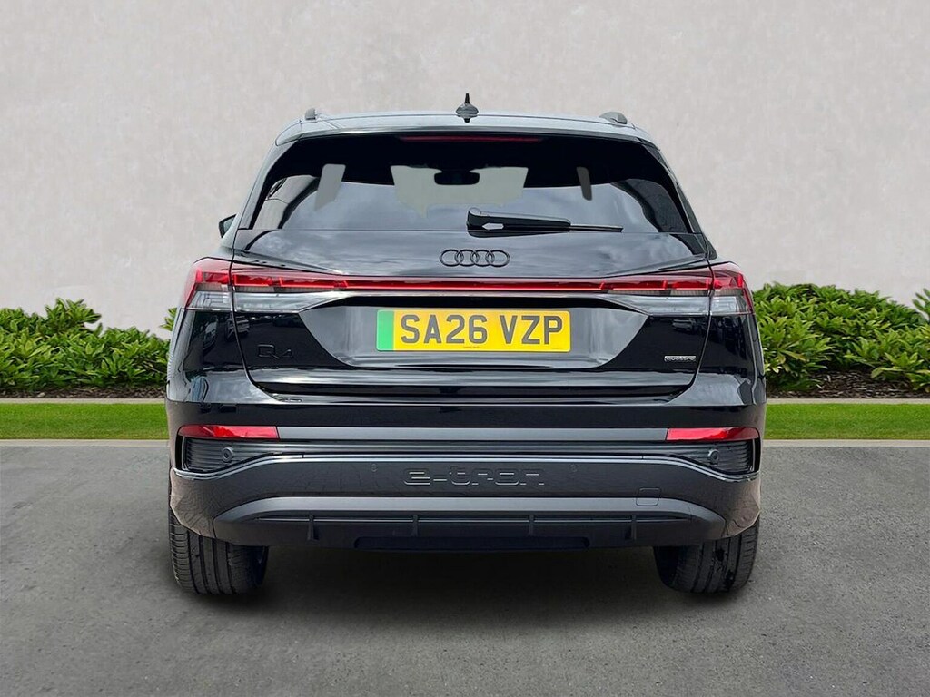 Audi Q4 E Tron 210Kw 45 82Kwh Black Edition Tech Pack Black #4