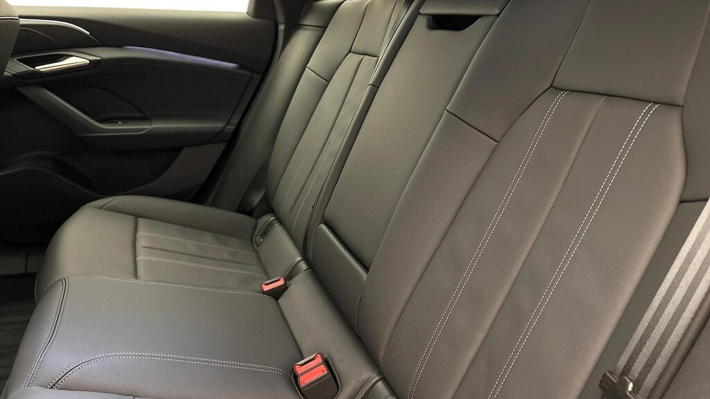 Audi A6 E-tron Avant 83Kwh Sport Estate 286 Ps Black #8